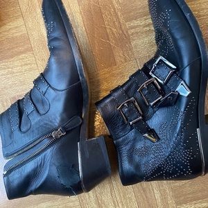 Chloe boots